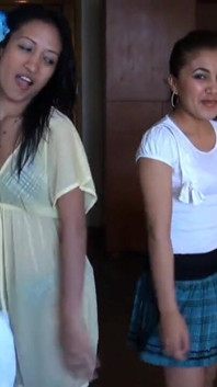 Dos amateurs asiáticos filipinos se turnan en una gran polla