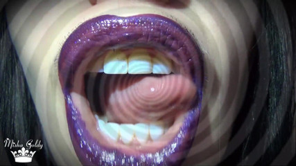Goddess Misha Goldy: My Purple Magic Lips Making You Crazy
