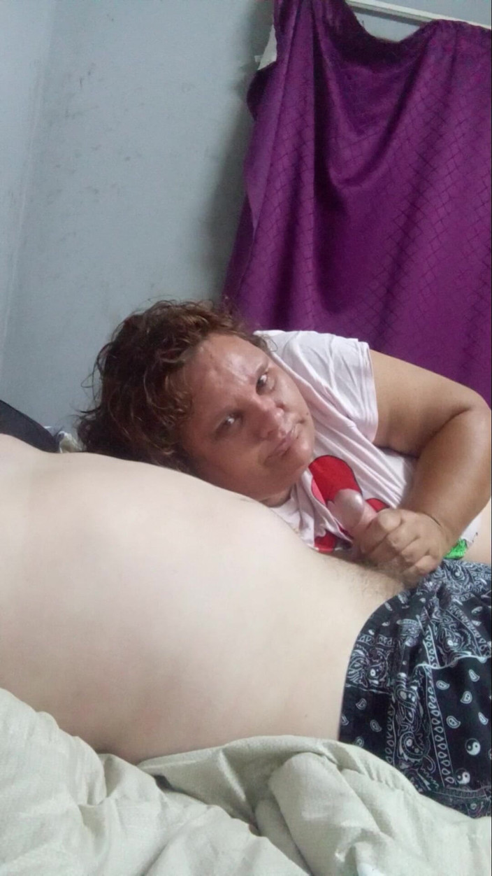 hothouse18xxx: Madrastra Dio Una Gran Mamada Y Se La Follan Duro...