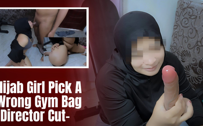 Minokiiko: Asian Hijab Girl Pick a Wrong Gym Bag, Dildo in...