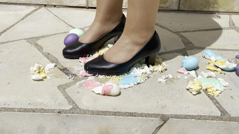 Tights free: Crushing easter eggs in my heels and pantyhose