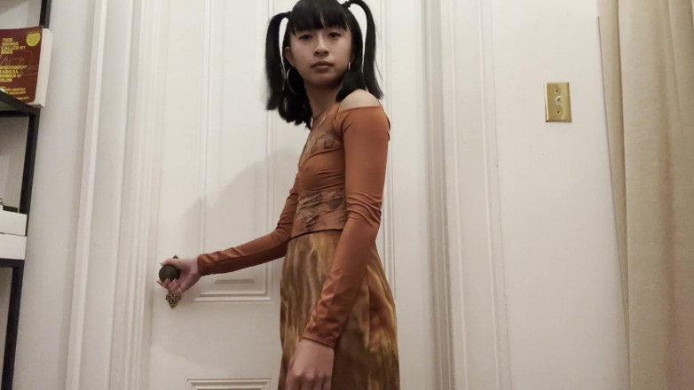 Felicity Azura: 骑乘亚洲继母