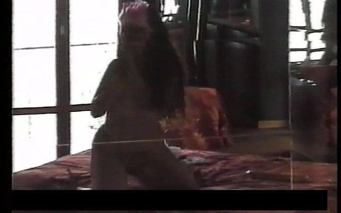 90's Italian Amateur: Porno amateur nunca publicado con ama de casa de los 90 # 5