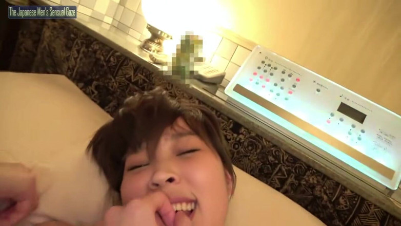 Asian cutie: 女神の友人の彼女との裏切りがクライマックス、激しく中出し告白へと導く