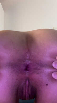 Juicy-Ass: Otevření Anální Díry A Prdění