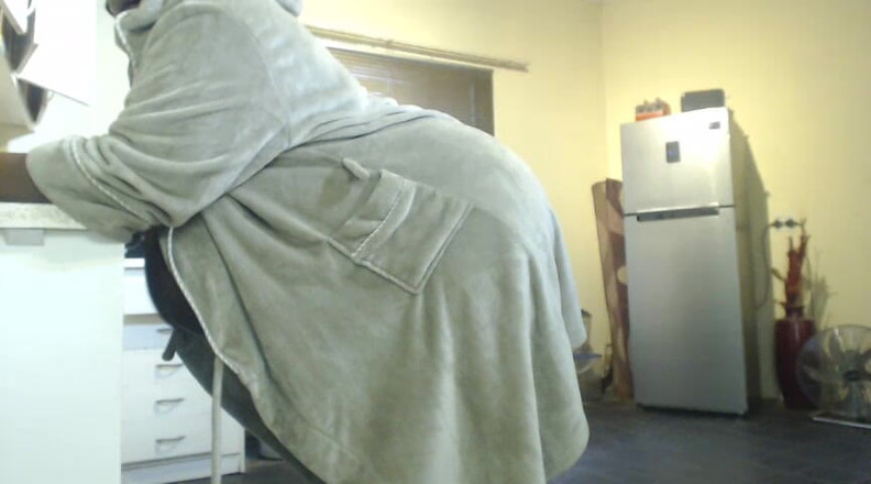 Legendary Booty Overdose: Bbw cho con bú thoát y và cọ xát âm vật...