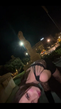 Like if You Want Me to Give You a Blowjob at Night in the Park