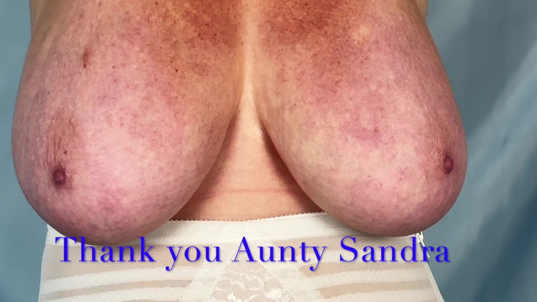 Aunty Sandra vintage girdle queen: 자지를 빨아주는 Vgq7 아줌마 Sandra