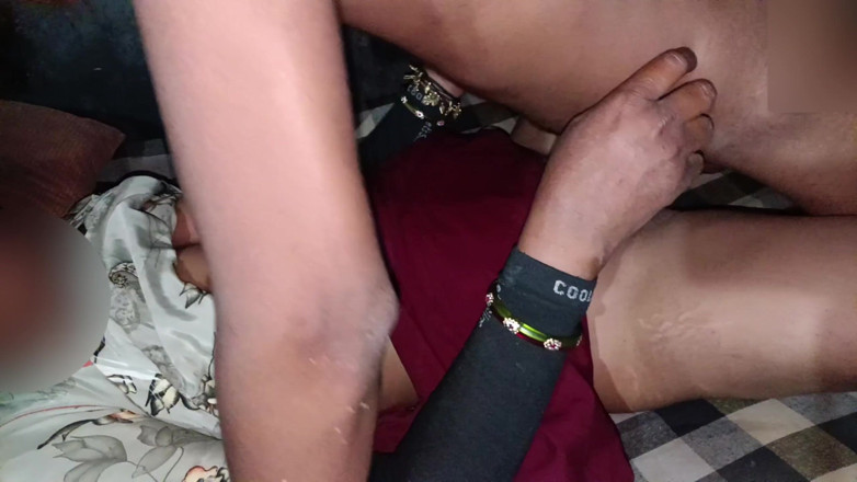 Indian sex2: Kakak ipar memanggil saya di rumah, saya bersendirian, kemudian saya...