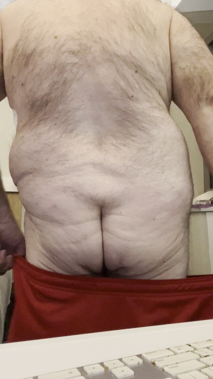 Coach Karl dude lodge: Feb 5 Balls and Butt Dance