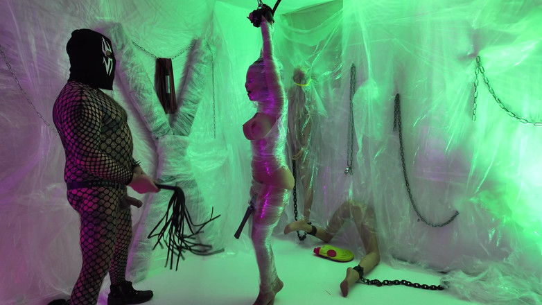 EdgesOfReality: 그녀를 감싸고 그녀를 사용하세요