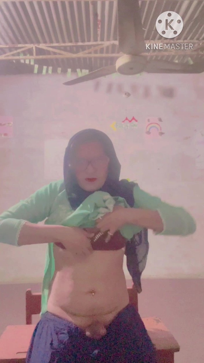 Apple00001: To je můj Sissy Dick