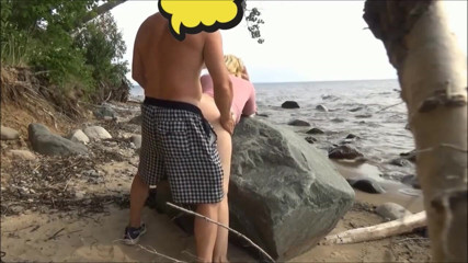 StrongSrg: 海岸で仲間の旅行者を犯した