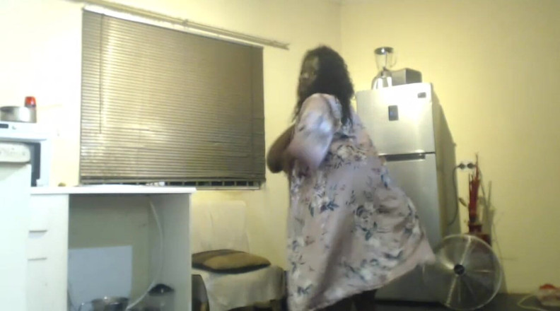 Legendary Booty Overdose: Kojící SSBBW striptýz a sténání fetiš