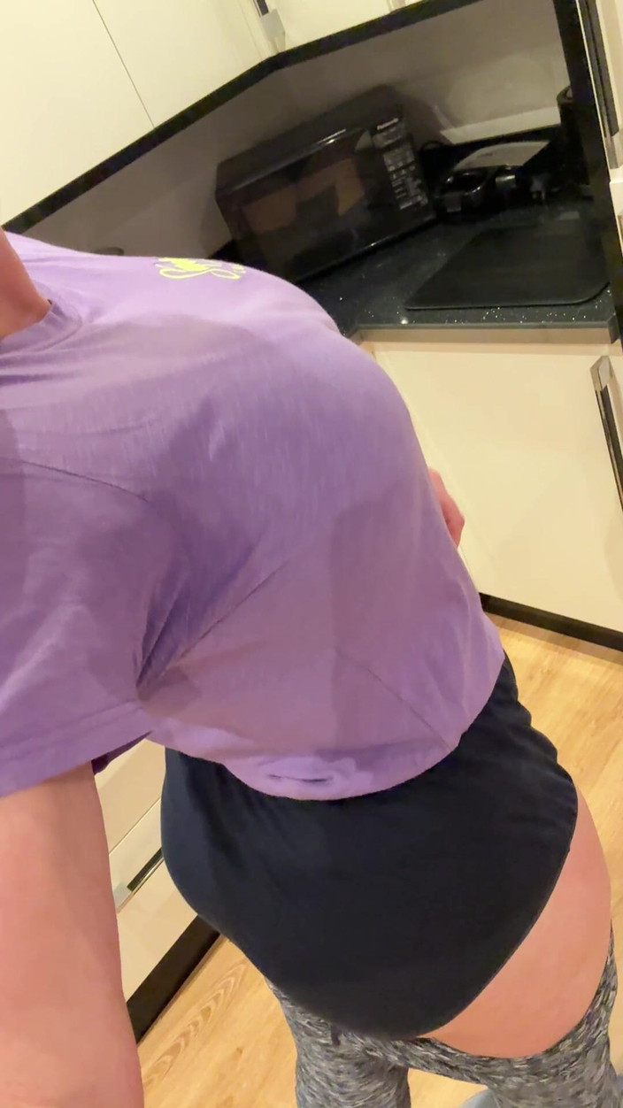 Sophie James: このサイトで一番のパンツ、グラニーパンティーズ