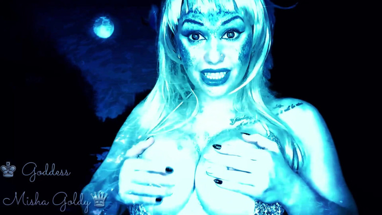 Goddess Misha Goldy: Wrede sirene zal je schrikken en levend slikken (speciale effecten toegevoegd)