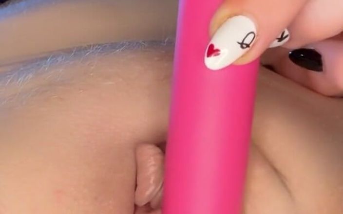 Alessandrabee: Tôi có đủ ướt át cho bạn không?