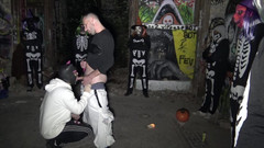 Bareback spy cam from Spain: Děvka twink šuká surově v noci pro halolween