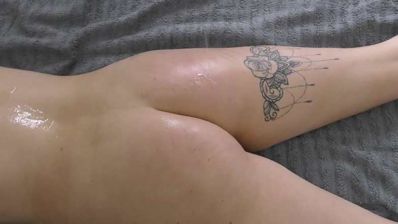 Jasmine brooks: Keseronokan minyak