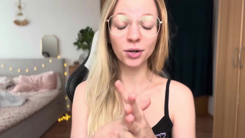 Goddess_Bella_Rae: Încurajare cu dispozitiv de castitate + Săptămâna 2 de castitate