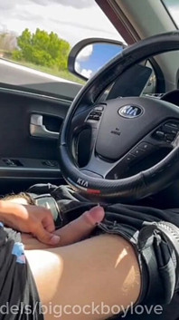 Papis papis passer-kreuzfahrt, heißes wichsen von meinem schwanz und mich in den arsch auf der Autobahn in der Öffentlichkeit ficken