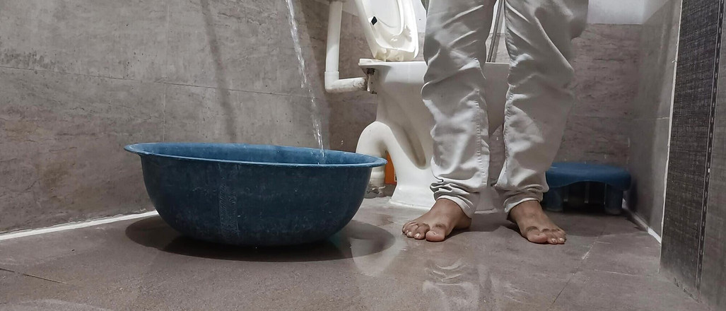 LovedSunsine1990: Il divertimento di fare il bagno nudo è un'altra cosa. Godere