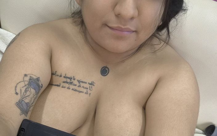 Empatic Bolillo: Je suis toujours sexy et je me mouille beaucoup