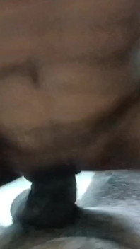 Father-in-law's story of making the pussy wet after putting his penis in it