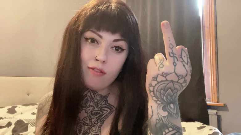 Miss Valentina: Findom Flip off