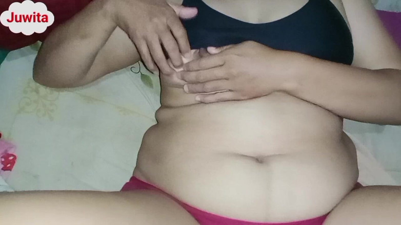 Babang endut: Pepek balu miang. Saya menjilat pepeknya yang sangat mengujakan