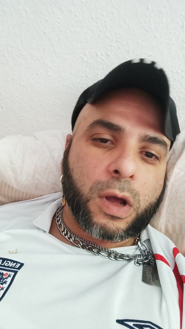 SmokedAlloy2: Keulen Bei Porno Schauen