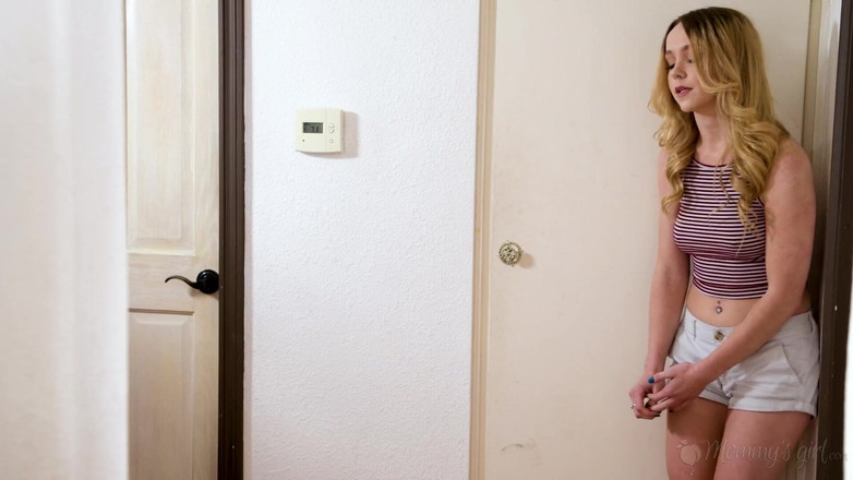 Mommy's Girl: Mammas flicka - Kåta styvsystrar Aften Opal och Nikole Nash får...