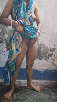 Indiancă Devar Bhabhi cu futai video de acasă