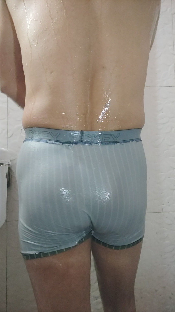 Butty89: Fare la doccia con rotondo.