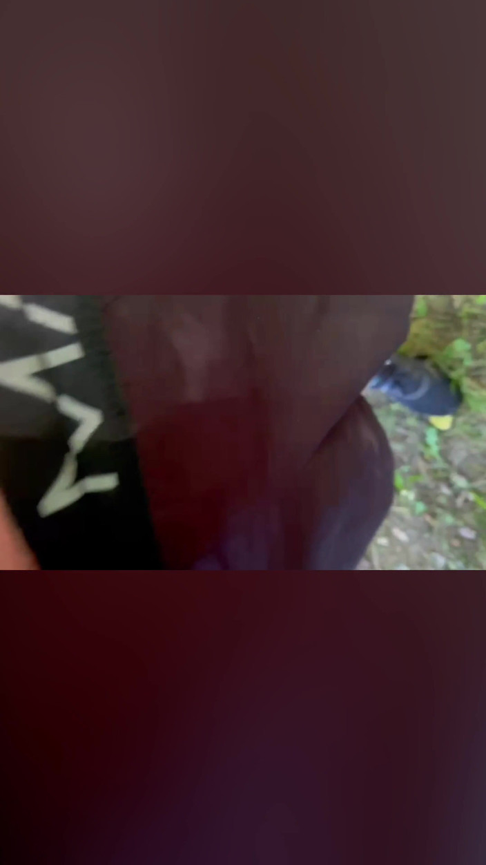 Kadu: Chàng trai trẻ nóng bỏng bú cu tôi tại nơi...