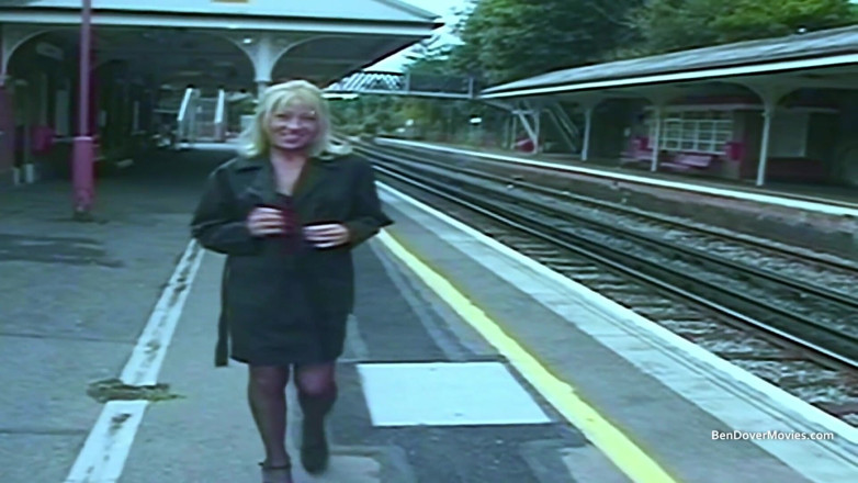Ben Dover Movies: British housewives fantasies 3: Kelly