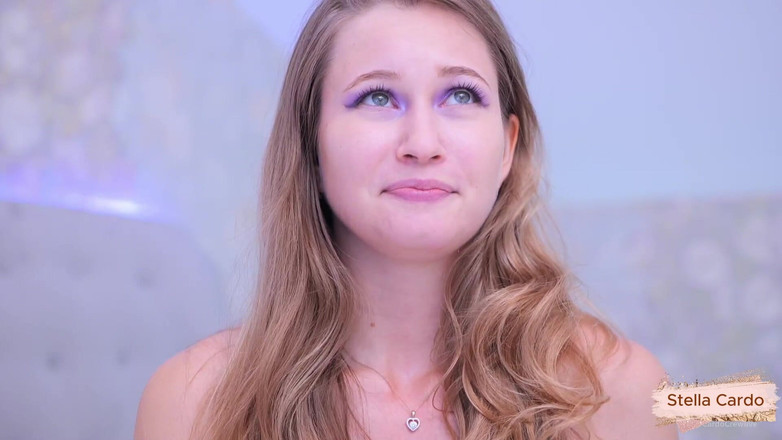 Stella Cardo: Zeer snelle masturbatie