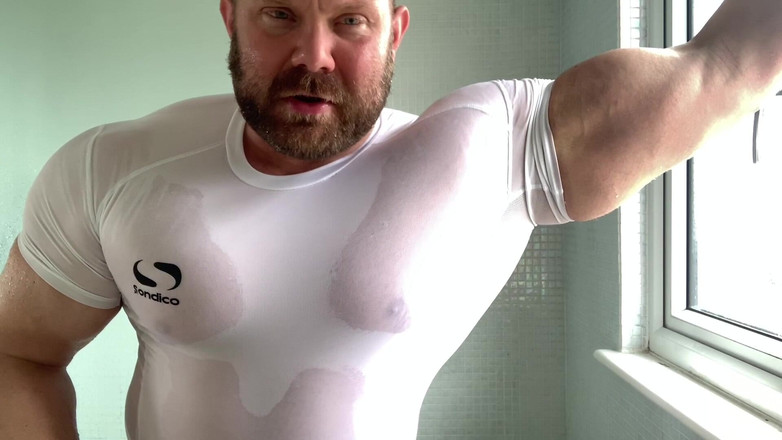 Jack stacked: Ngocok kontol di lycra sampai crot bergiliran