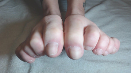 Abby Anna: Bare short toenails toe wiggling