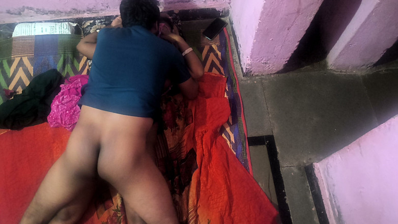 Amarjit2526: Zakar Besarnya Terlalu Keras... Tetapi Dia Pancut Ke Dalam Saya...