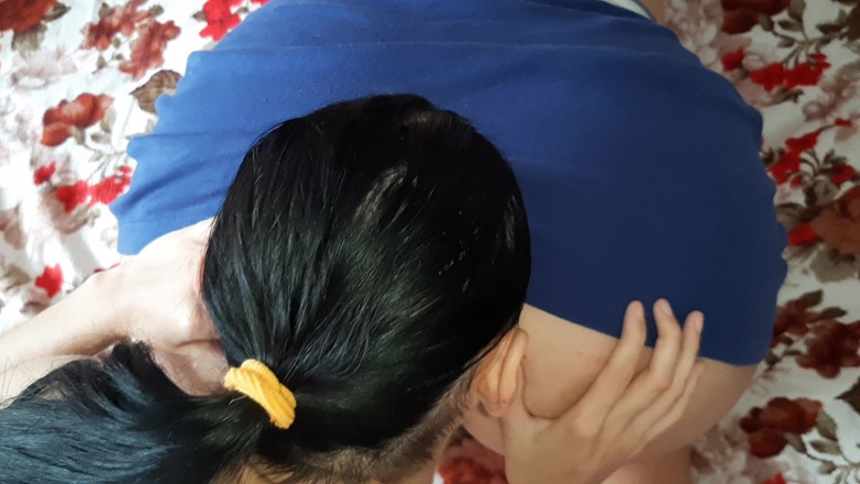 Lesbian-illusion: Tutkulu lezbiyen anilingus