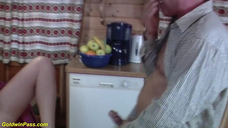 Goldwin pass: Áspero trío anal pantalones de cuero orgía