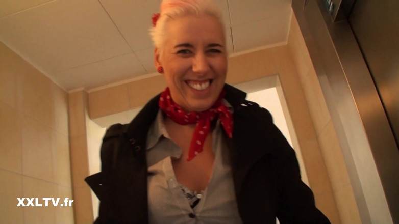 XXLTVFR: Intense Sex with a Stewardess