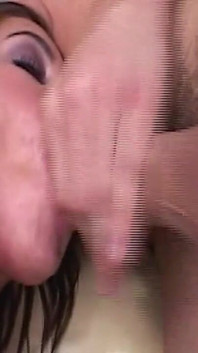 漂亮的少女在紧致的洞口被操