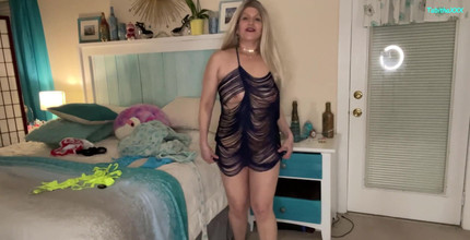 TabithaXXX: Probar lencería y chat de chit - parte 1