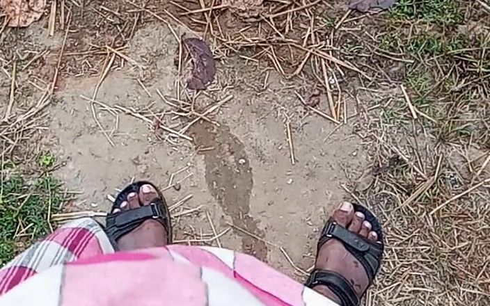 Sweet Indian cock: Desi vesnice v domácí koupelně manželka tvrdý sex