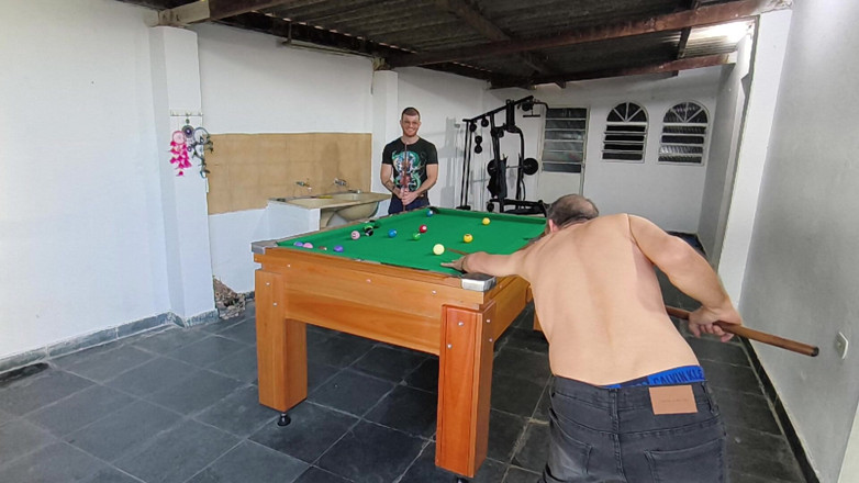 carmonaoficial: The Carmonas Playing, Who Lost the Bet?
