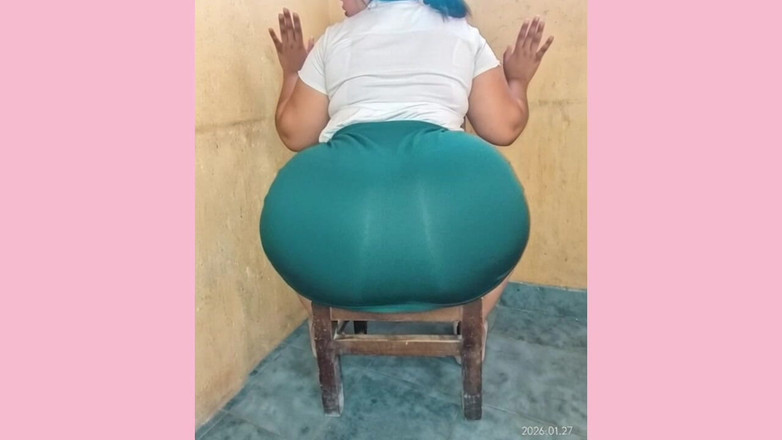 Xprohibidox1: Bergère au cul riche