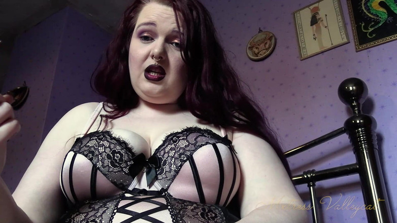 Mxtress Valleycat: Rytuał paznokci węża