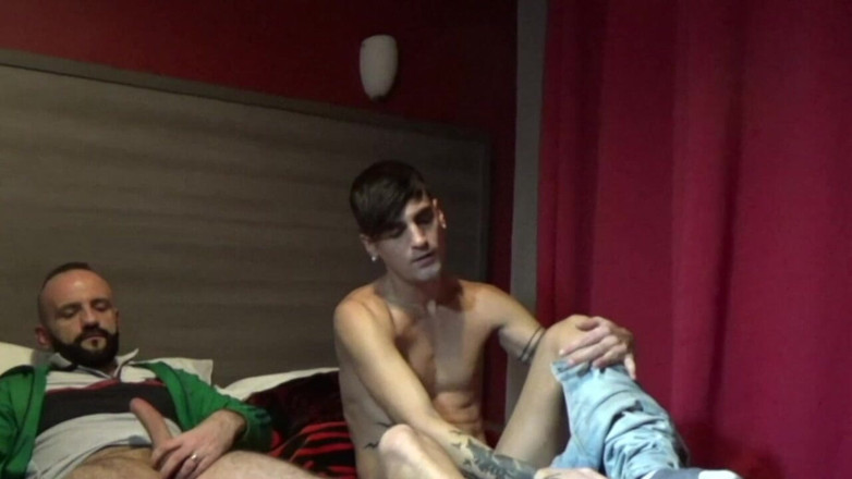The fuckers raw studio: Kouří mi péro, děvko
